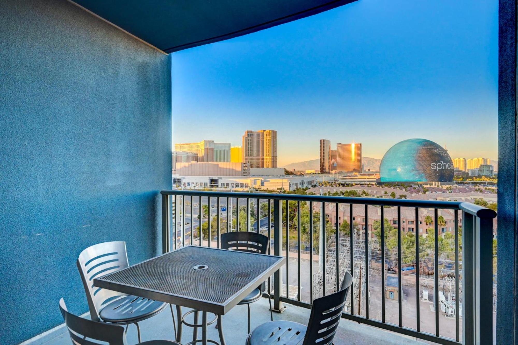 Premium Views! - 'fear And Loathing Style' - Sphere In Hd Aparthotel Las Vegas